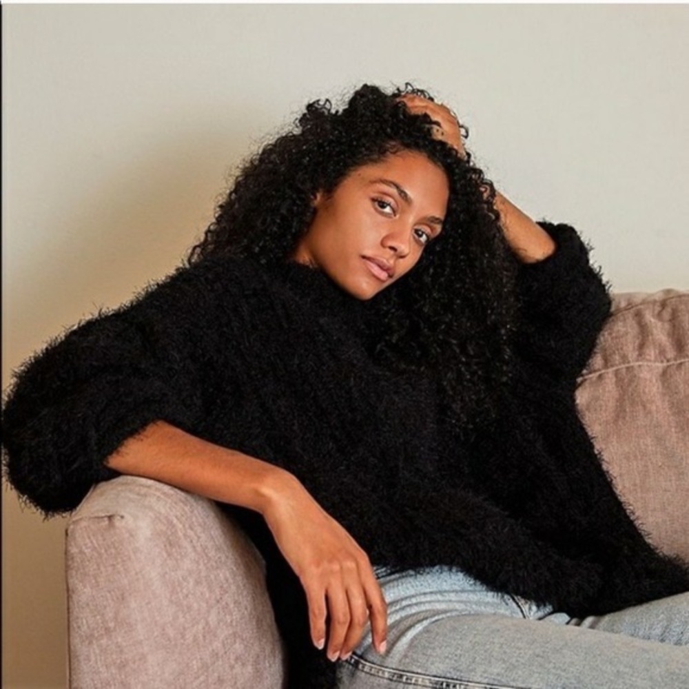 Free People Oasis Tunic Sweater Oversized Black Fluffy